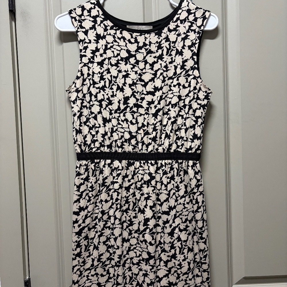LOFT Bateau Neck Sleeveless Sheath Dress Ivory & Black Floral Size XS